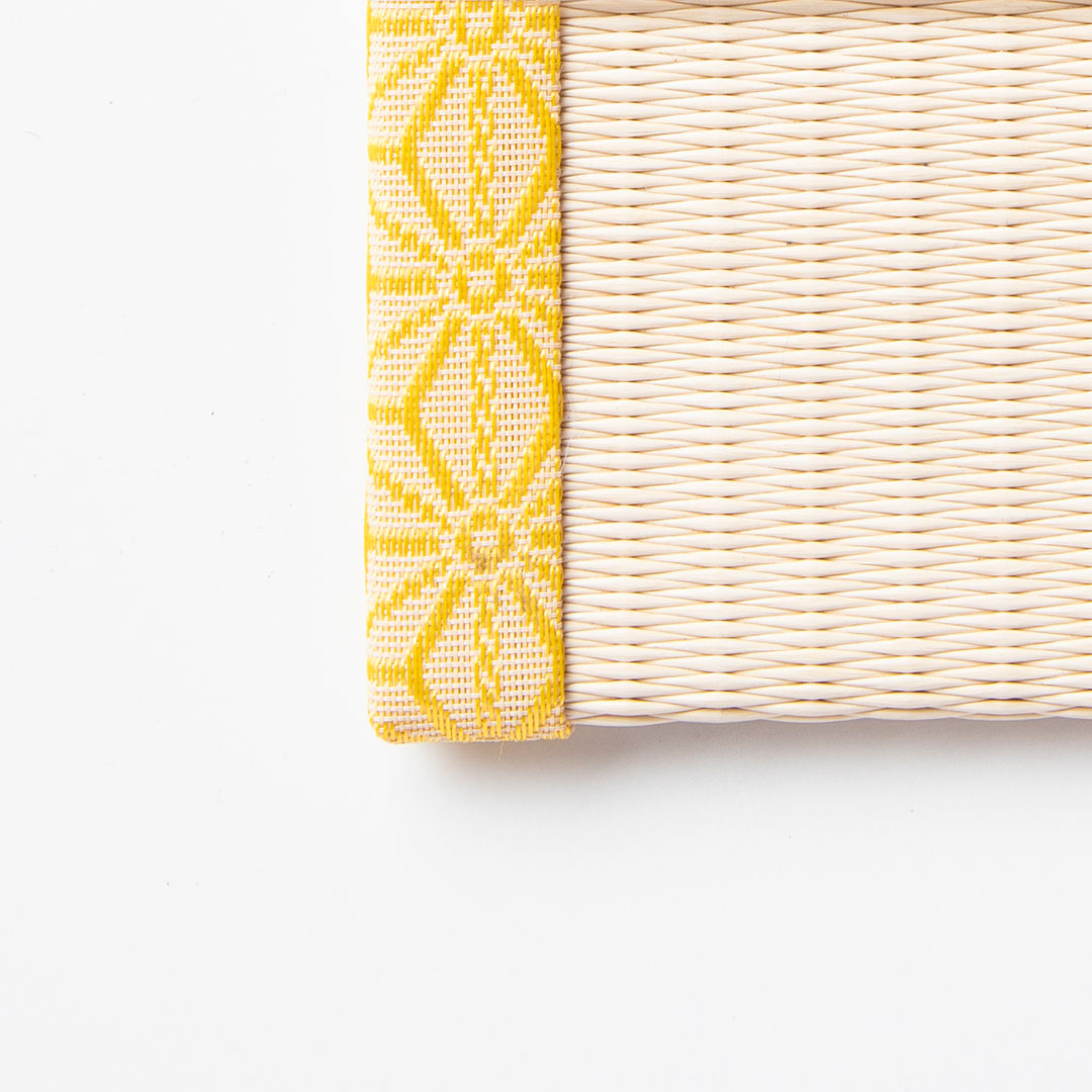 PP003 - スマートフォン置き　麻の葉（黄色）