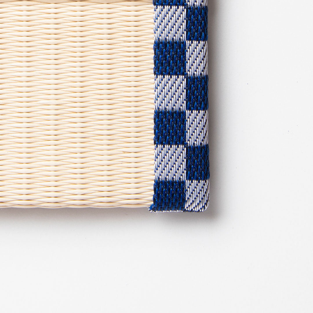 PP013 - Support pour smartphone à carreaux (bleu)