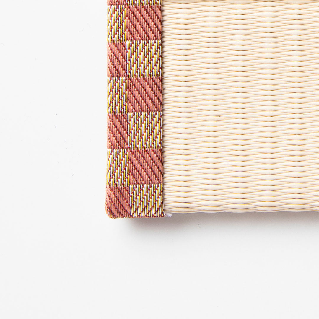 PP014 - Smartphone Stand Checkered (Pink)