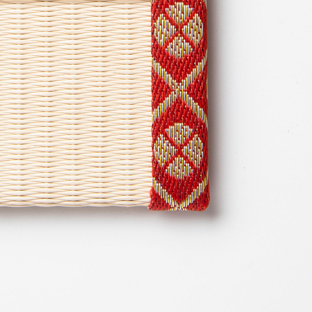 PP042 - スマートフォン置き　小紋高麗（赤）