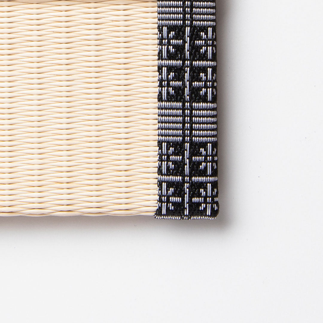 Smartphone Stand (Lattice)