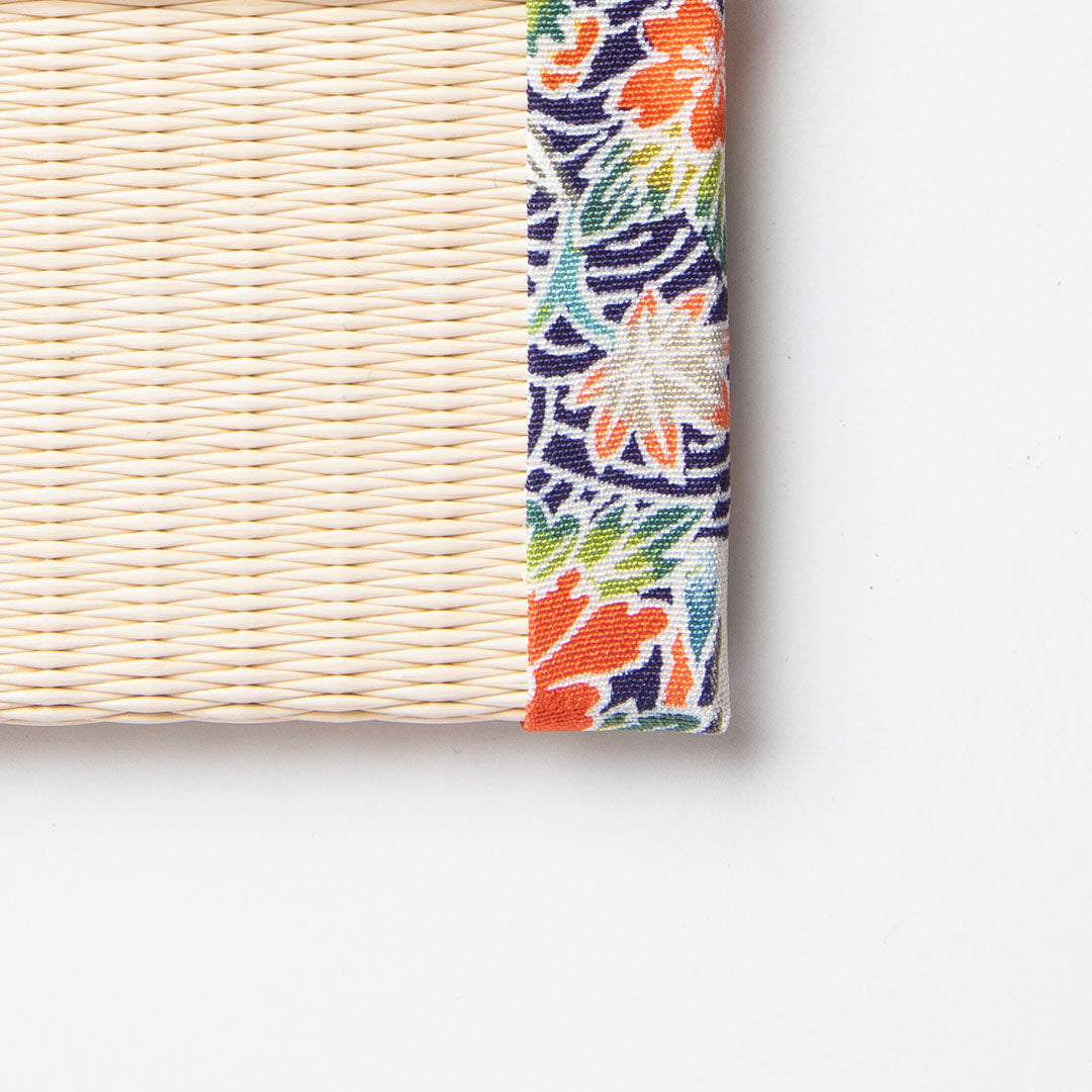 PP062 - スマートフォン置き　加賀友禅（紺）