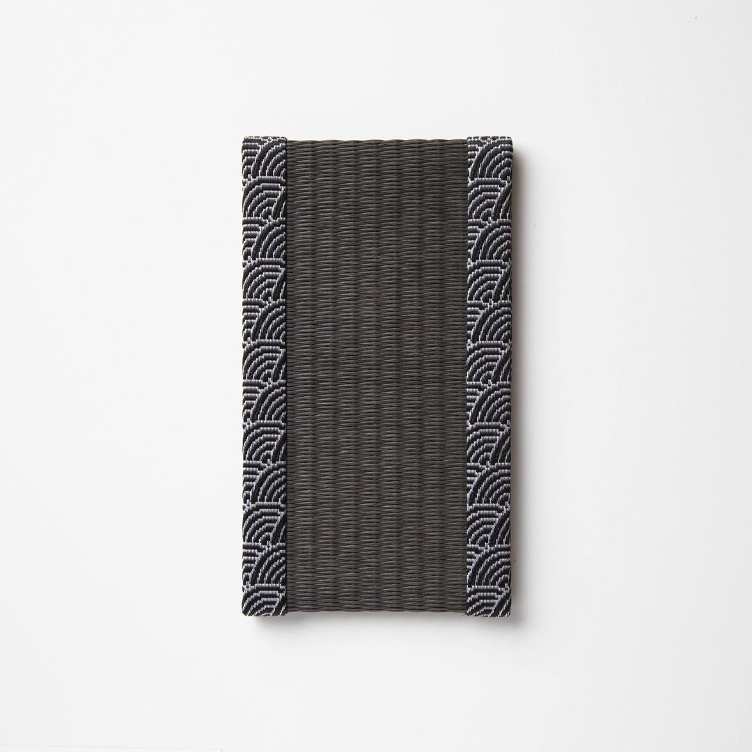 Smartphone Stand - Charcoal (Seigaiha)