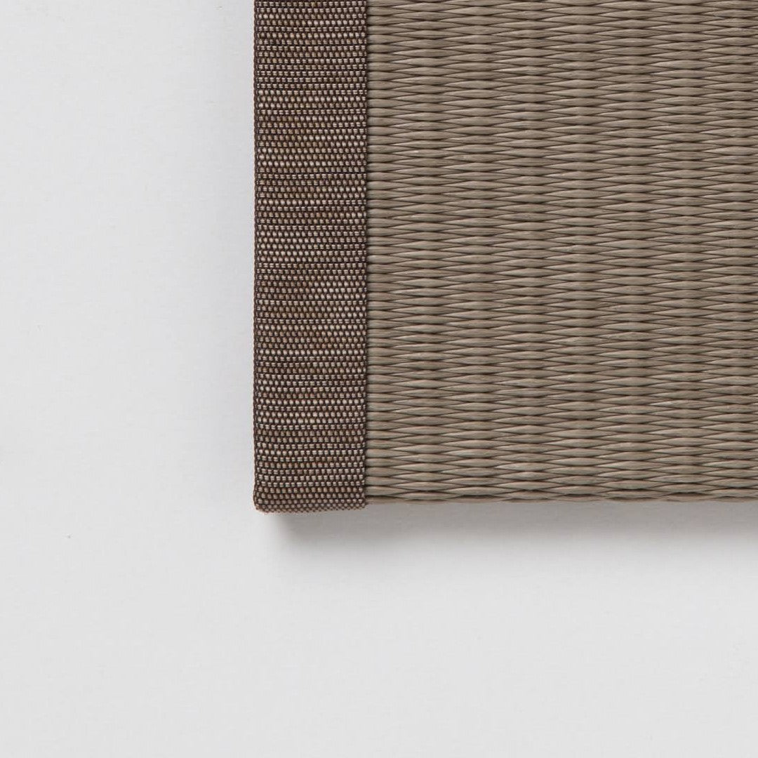 PP202 - Smartphone Stand, Latte Brown